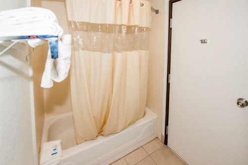 Rodeway Inn Central Colorado Springs image 38