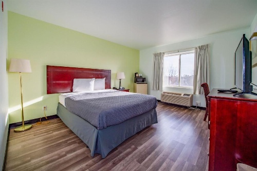 Rodeway Inn Central Colorado Springs image 42