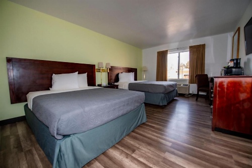 Rodeway Inn Central Colorado Springs image 6