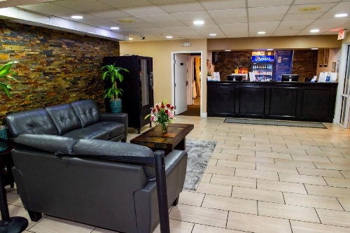 Rodeway Inn Central Colorado Springs image 8